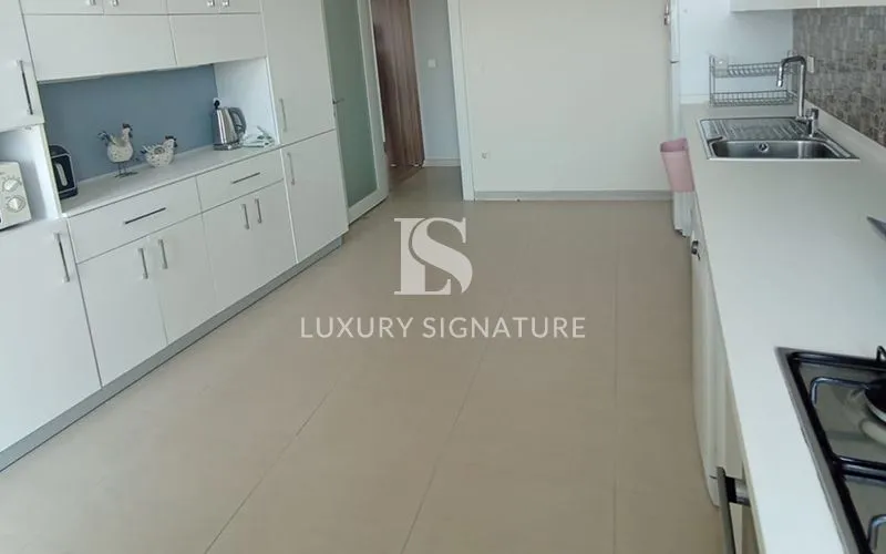 Luxury Signature مشاور املاک