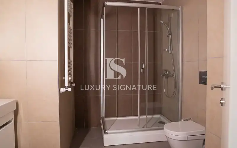 Luxury Signature مشاور املاک