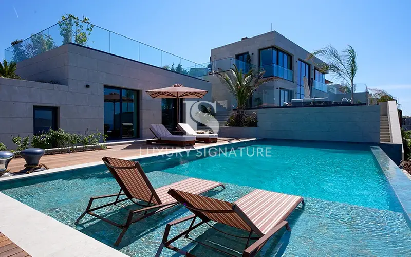 Luxury Signature Property