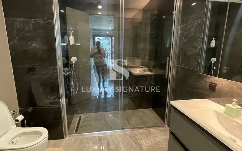 Luxury Signature مشاور املاک