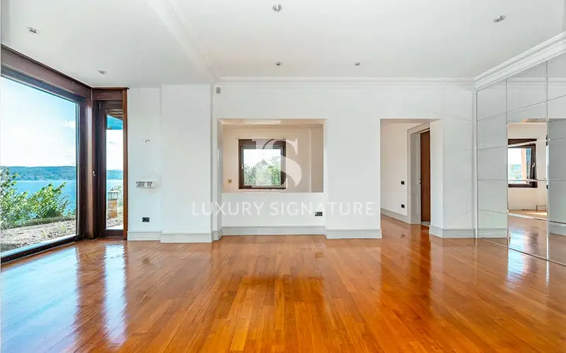 Luxury Signature Property