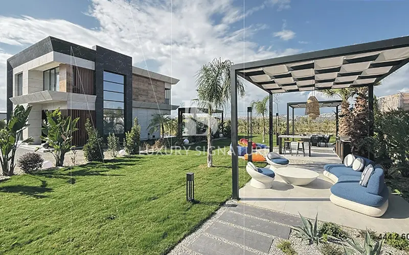 Luxury Signature Property