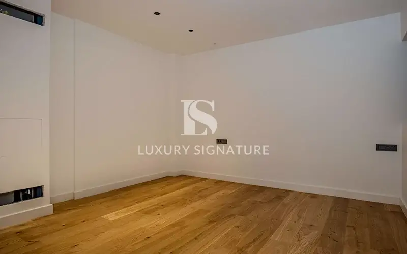 Luxury Signature Property