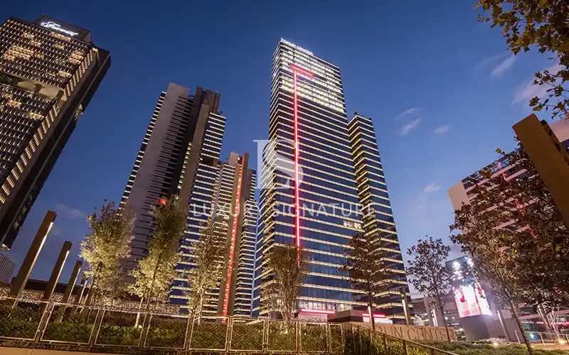 Luxury Signature Property