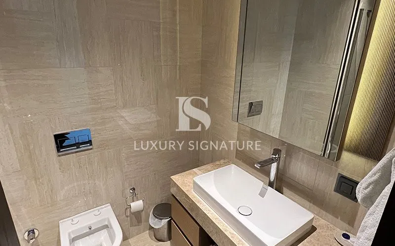 Luxury Signature مشاور املاک