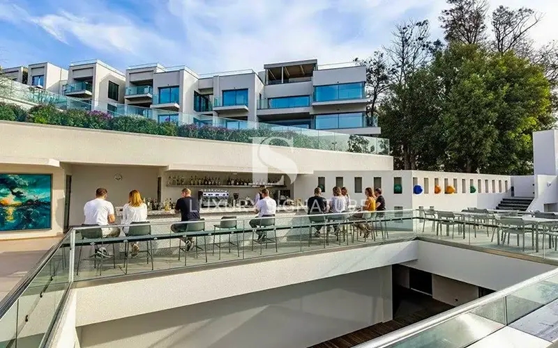 Luxury Signature Property