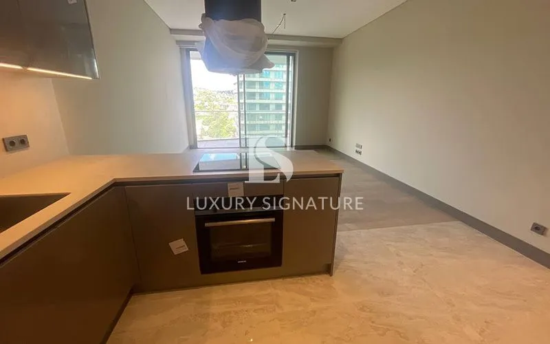 Luxury Signature مشاور املاک