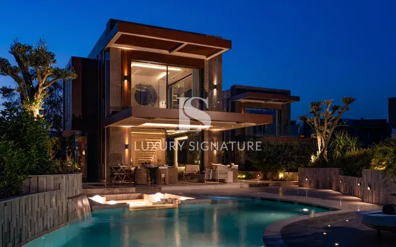Luxury Signature Property