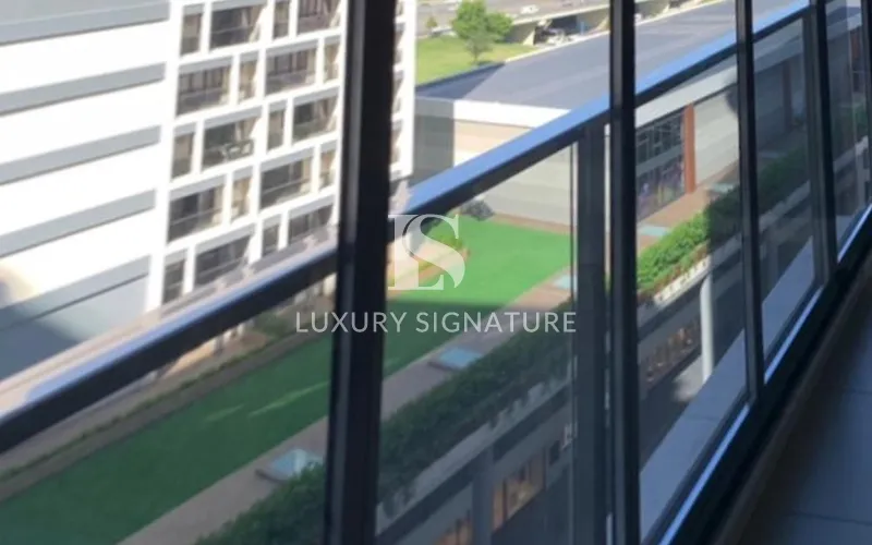 Luxury Signature مشاور املاک