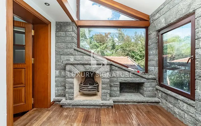 Luxury Signature Property
