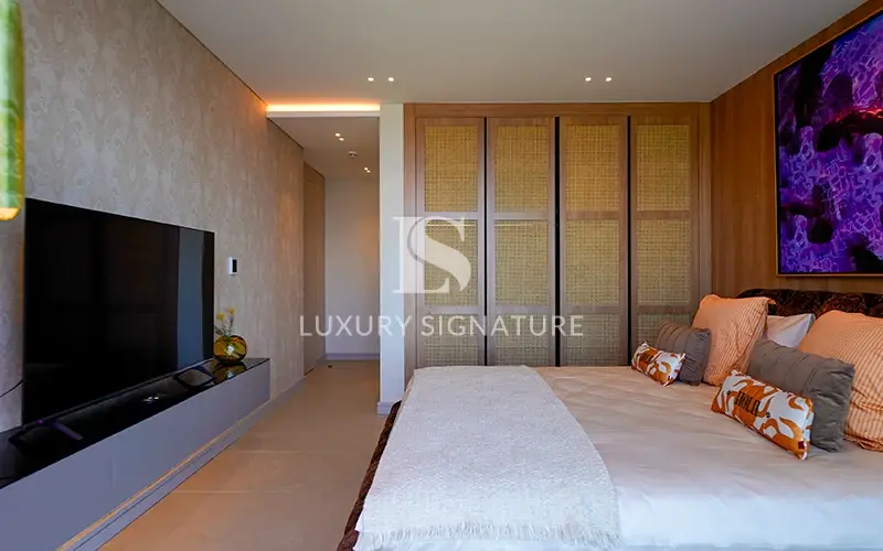 Luxury Signature Property