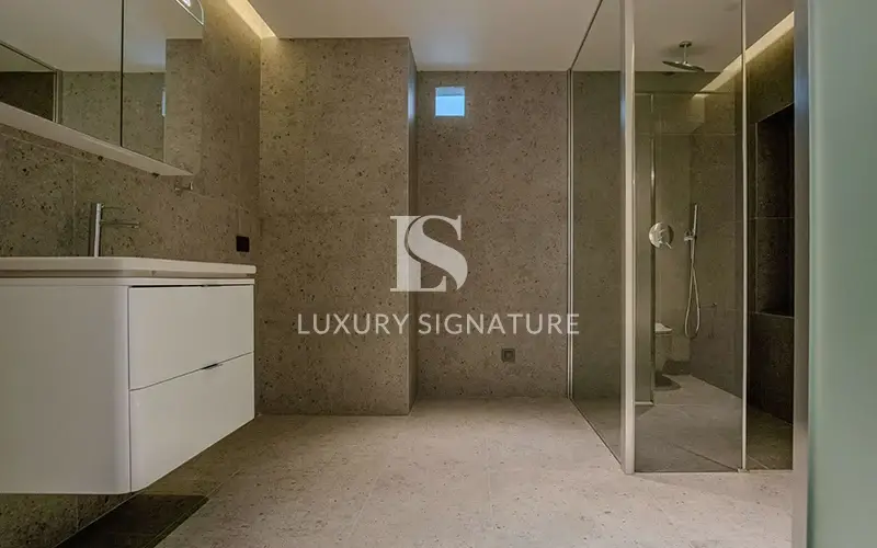 Luxury Signature Property
