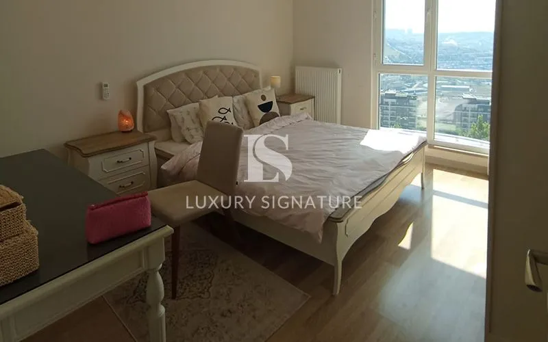 Luxury Signature مشاور املاک