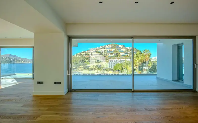 Luxury Signature Property