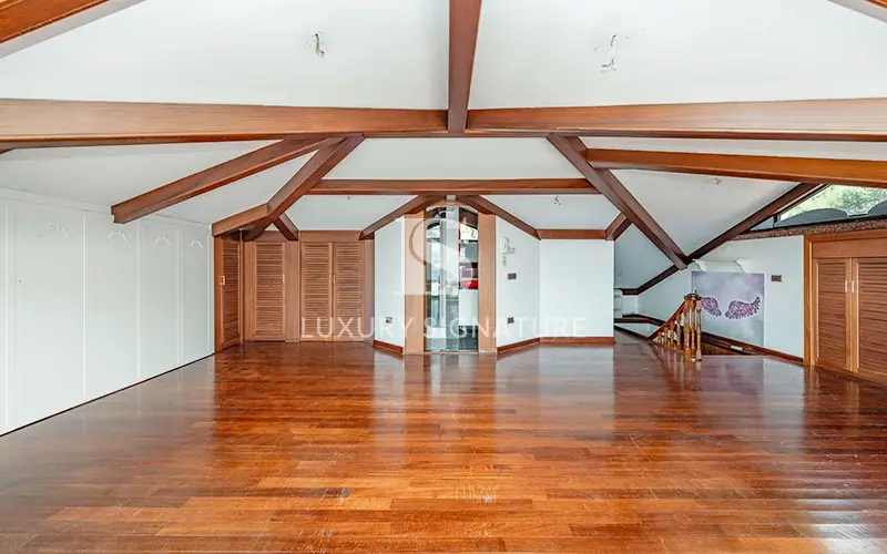 Luxury Signature Property