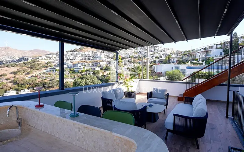 Luxury Signature Property