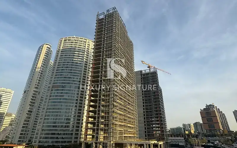 Luxury Signature مشاور املاک