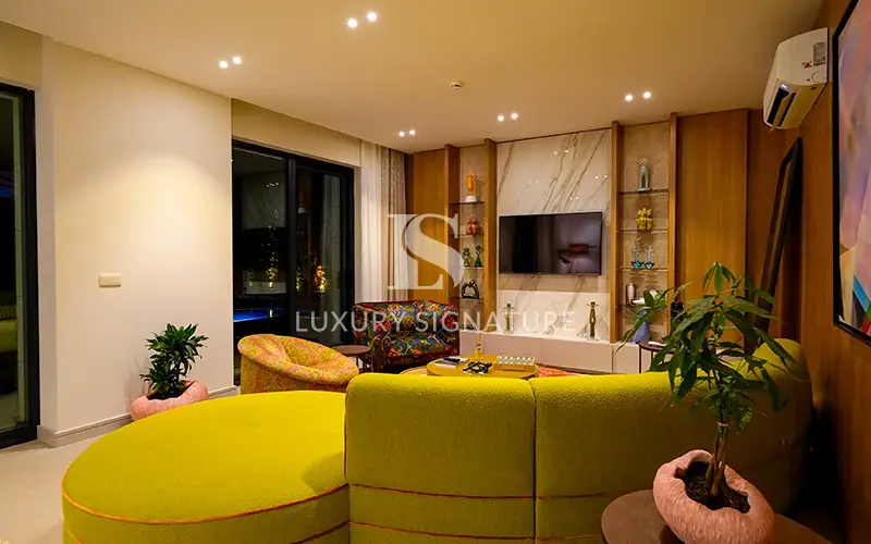 Luxury Signature Property