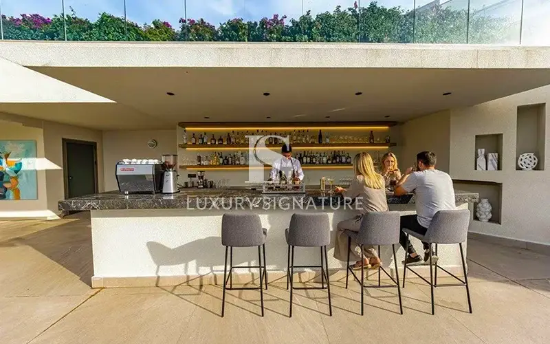 Luxury Signature Property