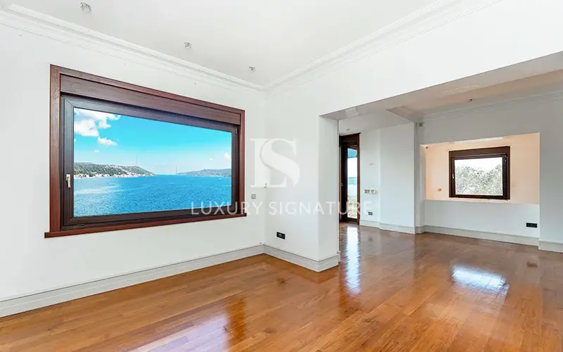 Luxury Signature Property