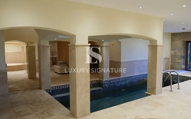 Luxury Signature مشاور املاک