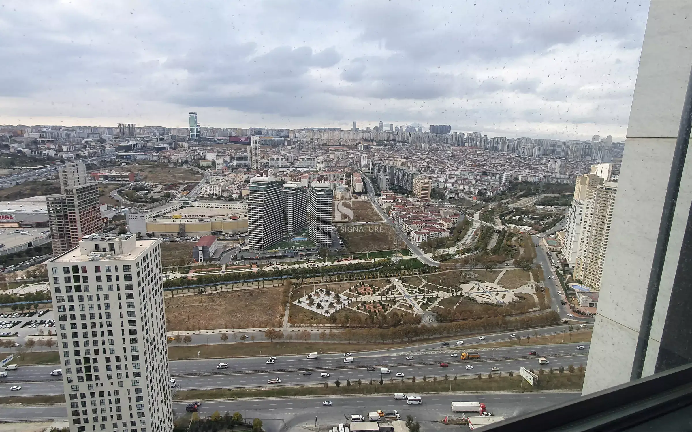 Luxury Signature Property