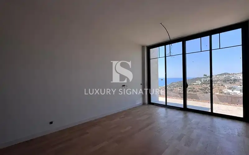 Luxury Signature Property