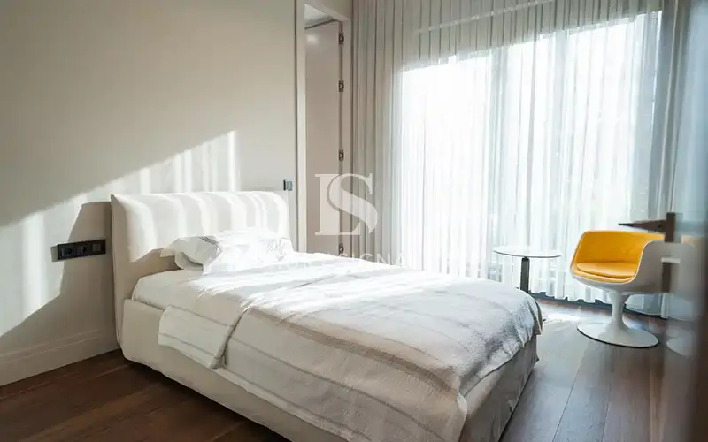 Luxury Signature Property