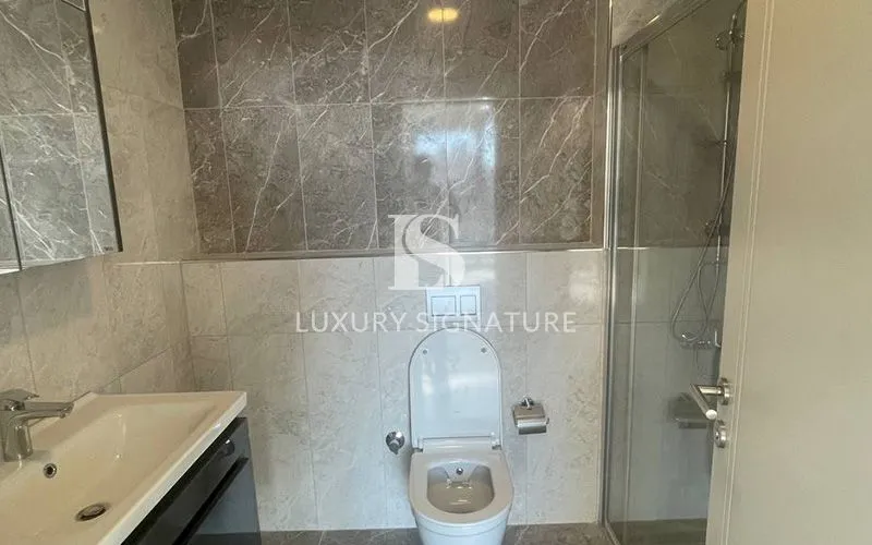 Luxury Signature مشاور املاک