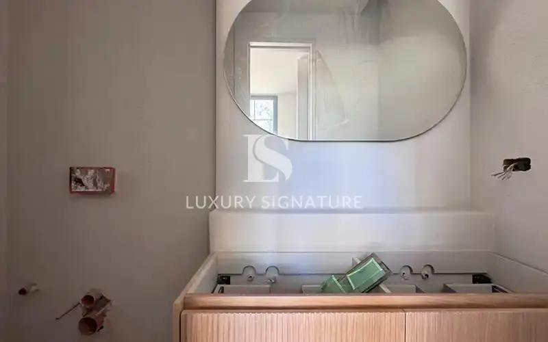 Luxury Signature Property