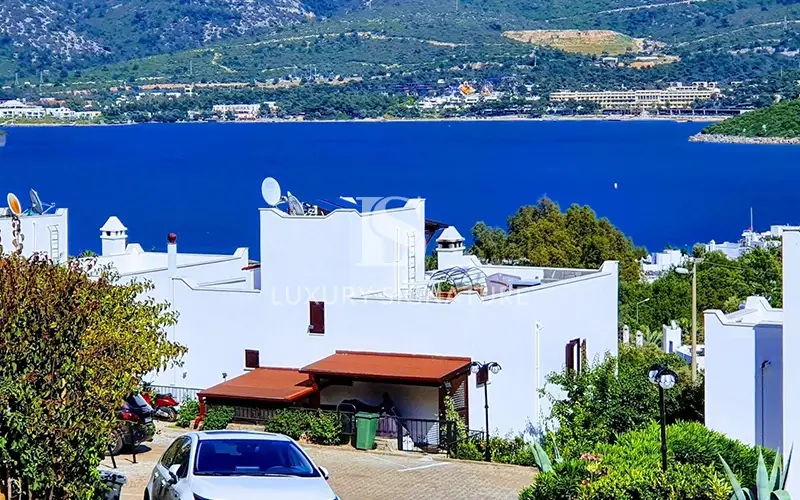 Luxury Signature Property