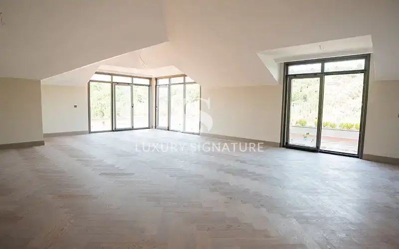 Luxury Signature مشاور املاک