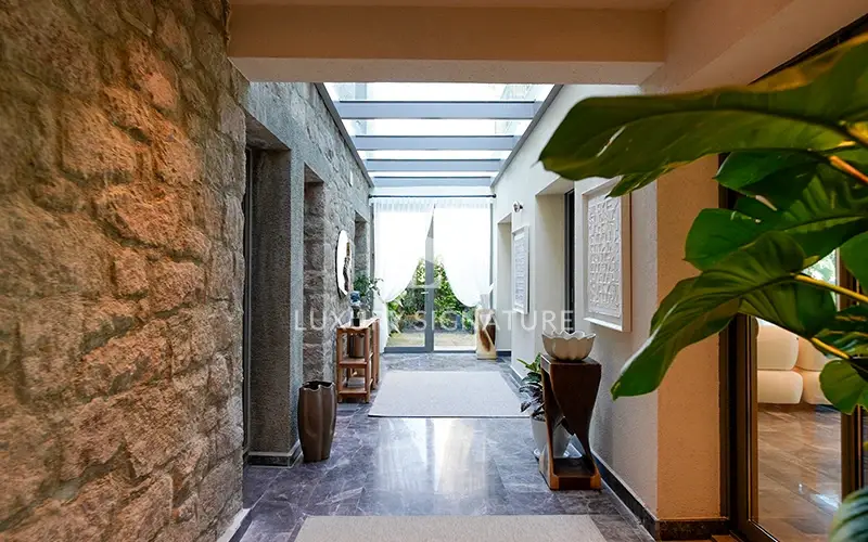 Luxury Signature Property