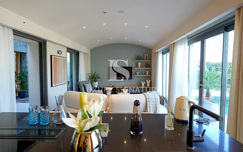 Luxury Signature Property