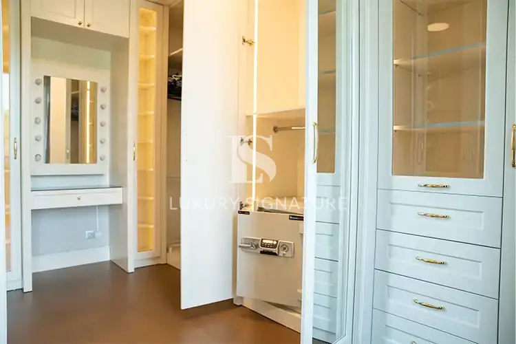 Luxury Signature Property