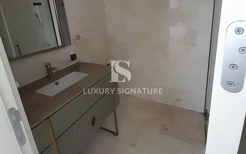 Luxury Signature Property