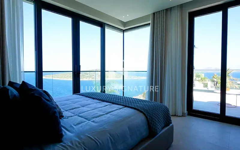 Luxury Signature Property