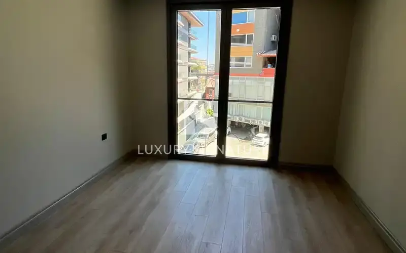 Luxury Signature مشاور املاک