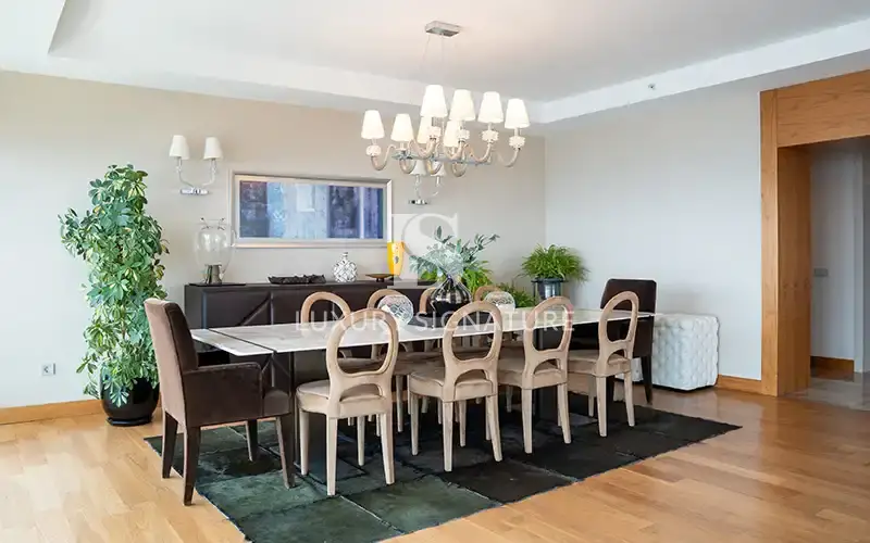 Luxury Signature Property