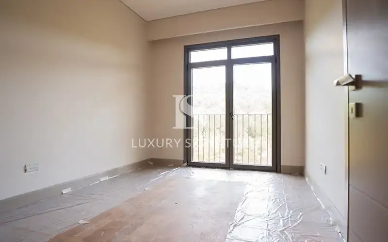 Luxury Signature مشاور املاک