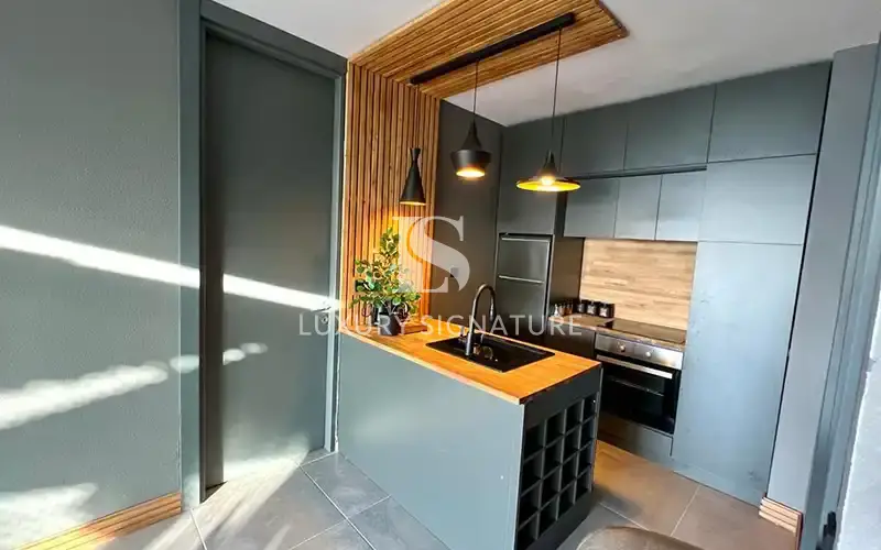 Luxury Signature مشاور املاک