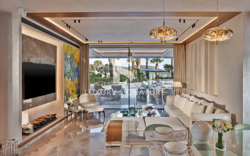 Luxury Signature Property