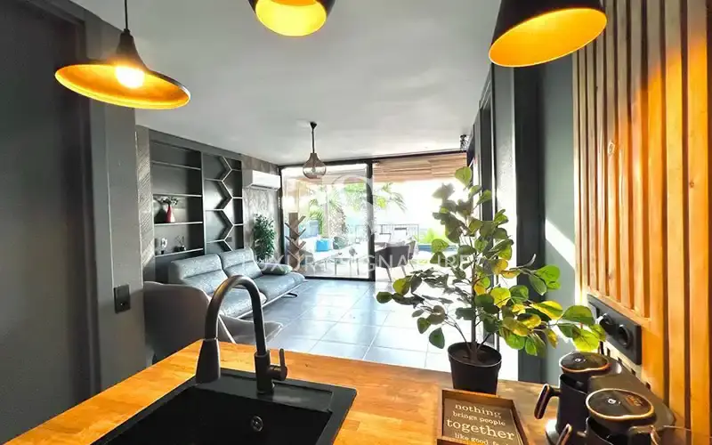 Luxury Signature مشاور املاک