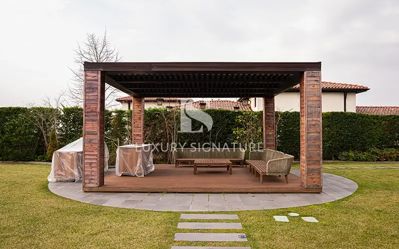 Luxury Signature مشاور املاک