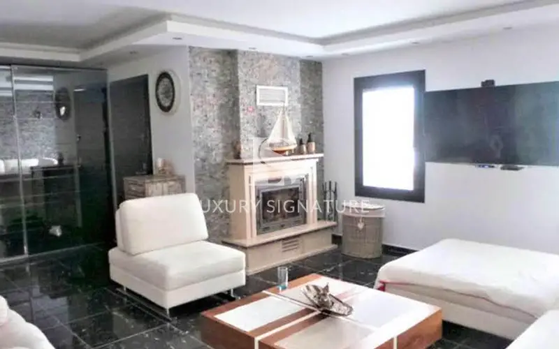 Luxury Signature Property