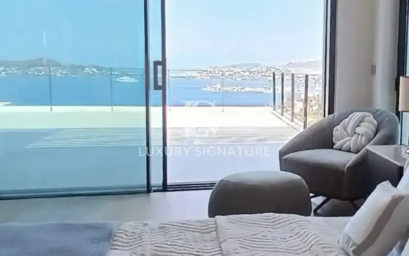 Luxury Signature Property