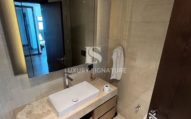 Luxury Signature مشاور املاک