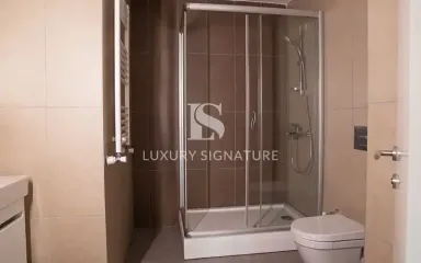 Luxury Signature مشاور املاک