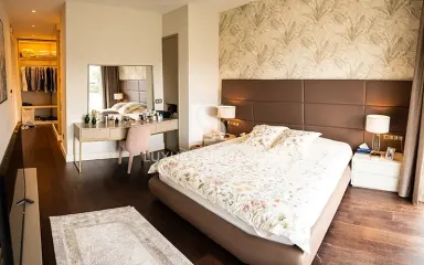 Luxury Signature مشاور املاک 