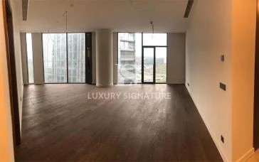 Luxury Signature مشاور املاک